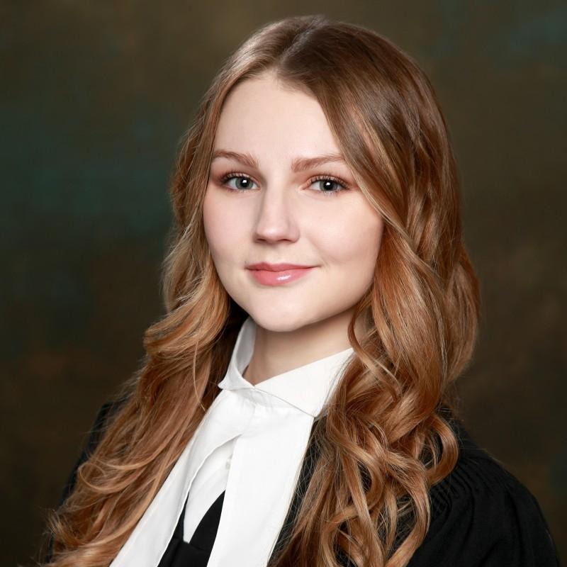 Photo of Abigail Tennant